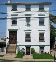 147 George St in New Brunswick, NJ - Building Photo - Building Photo