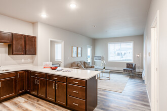 Creekside Apartment Homes in Cedar Rapids, IA - Foto de edificio - Interior Photo