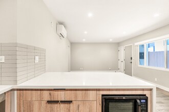 1307 Tamarind Ave in Los Angeles, CA - Building Photo - Building Photo