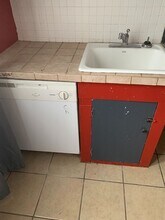 1304 Clay St in Cedar Falls, IA - Building Photo - Building Photo