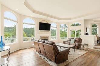 4212 Kingsway in Anacortes, WA - Building Photo - Building Photo