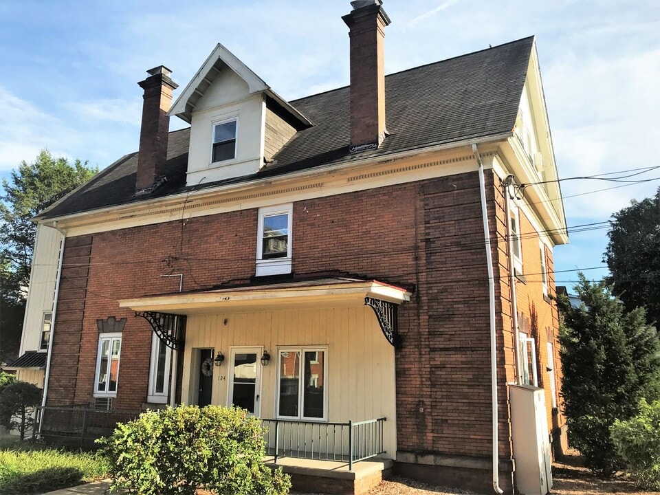 124 Lexington Ave in Aspinwall, PA - Building Photo