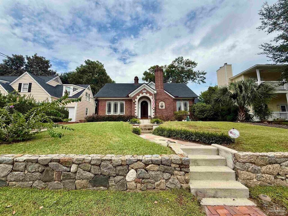 1717 Yates Ave in Pensacola, FL - Building Photo