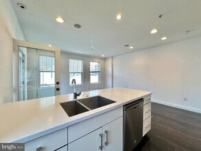 263 N 3rd St in Philadelphia, PA - Building Photo - Building Photo