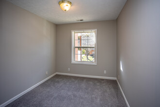 Doe Ridge Apartments in Johnson City, TN - Building Photo - Interior Photo