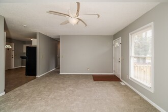 2421 Ramsgate Dr in Columbia, SC - Building Photo - Building Photo