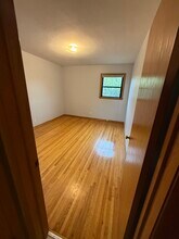 3020 W 44th St, Unit 2 in Minneapolis, MN - Building Photo - Building Photo