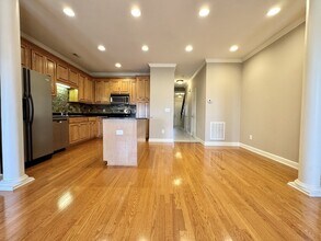 1801 Brentwood Pointe in Franklin, TN - Foto de edificio - Building Photo