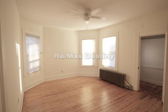 184 School St-Unit -3 in Boston, MA - Building Photo - Building Photo