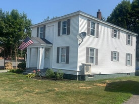 5 Preston St, Unit 2 in Waterville, ME - Building Photo