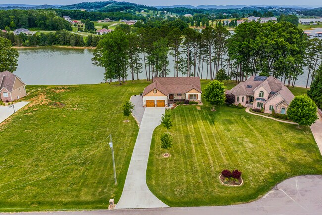 property at 607 Peninsula Pointe