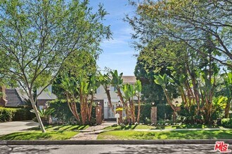 517 Elm Dr in Beverly Hills, CA - Building Photo - Building Photo