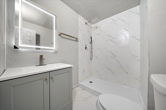 property at 3121 Chimira Ln