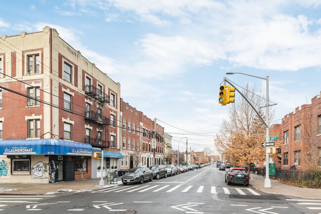 4316 25th Ave in Astoria, NY - Building Photo - Building Photo