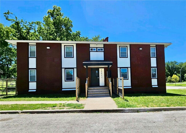 5401 E 27th Ter in Kansas City, MO - Building Photo - Building Photo