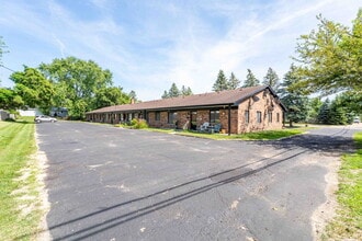 151 SOUTH LYON, LLC in South Lyon, MI - Building Photo - Building Photo