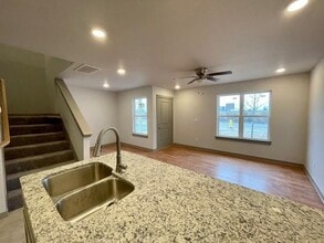 3410 Glen Rd in Bentonville, AR - Foto de edificio - Building Photo