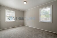 1103 Croft Ave NE photo'