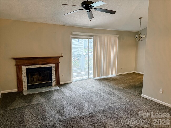 2802 Iron Gate Ln in Charlotte, NC - Building Photo - Building Photo