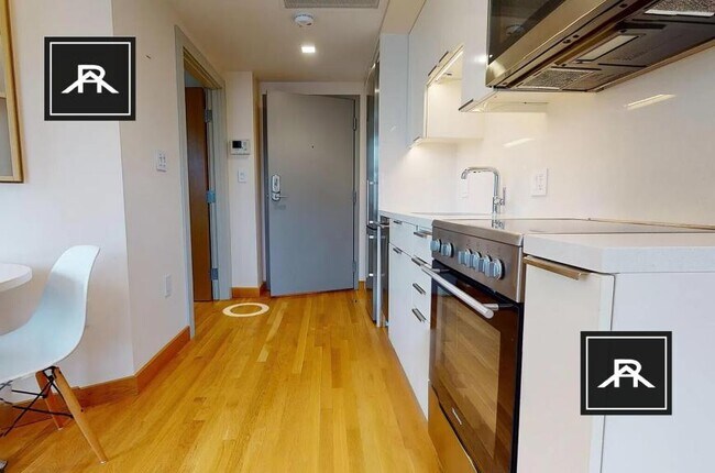 property at 117 Mt Auburn St