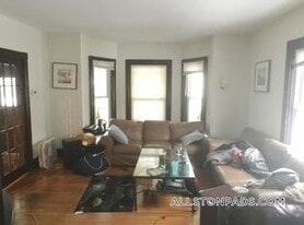 4 Barstow St, Unit SF in Boston, MA - Building Photo