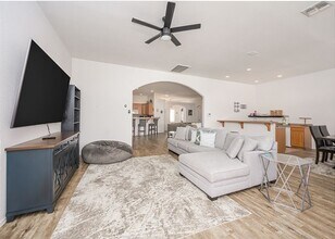 2459 N Ridge Ave in Bullhead City, AZ - Building Photo - Building Photo