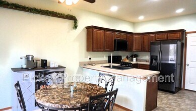 3886 Malott Pl SE in Port Orchard, WA - Building Photo - Building Photo