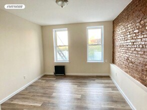 183 Gelston Ave in Brooklyn, NY - Foto de edificio - Building Photo