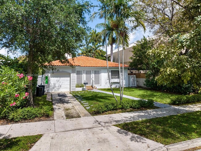 1719 Lenox Ave. in Miami Beach, FL - Building Photo - Building Photo