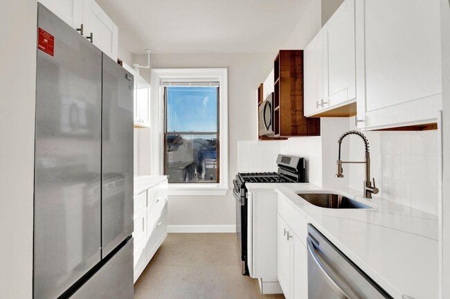 275 Harrison Ave in Jersey City, NJ - Foto de edificio - Building Photo