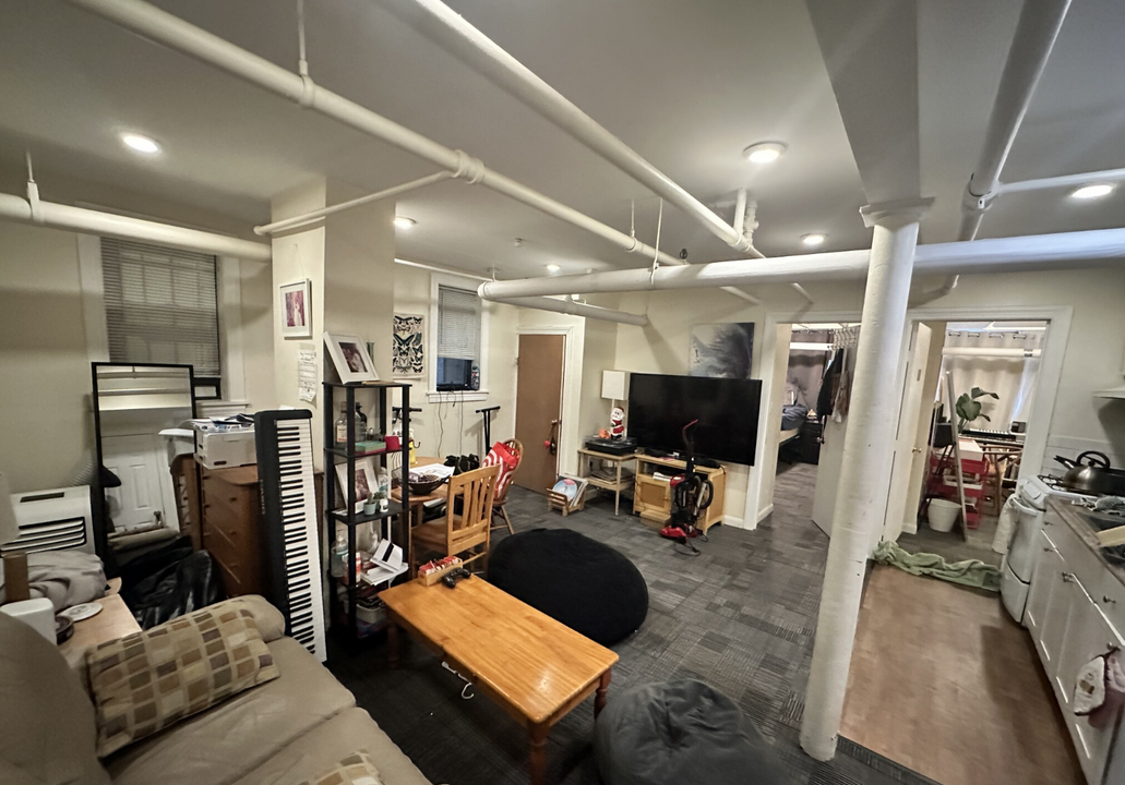 63 Burbank St, Unit 21 in Boston, MA - Building Photo