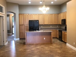 1931 E Powell Way in Chandler, AZ - Building Photo - Building Photo