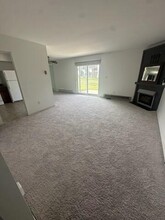 7395 Woodview St in Westland, MI - Building Photo - Building Photo