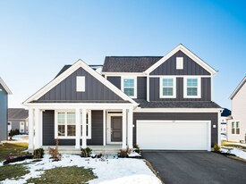 127 Silver Pne Ln in Lewis Center, OH - Building Photo