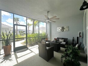 14261 Heritage Landing Blvd in Punta Gorda, FL - Foto de edificio - Building Photo