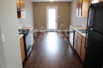3927 Burning Bush Dr in Indianapolis, IN - Building Photo - Building Photo