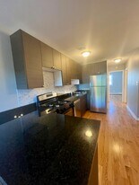 8500 Waukegan Rd in Morton Grove, IL - Building Photo