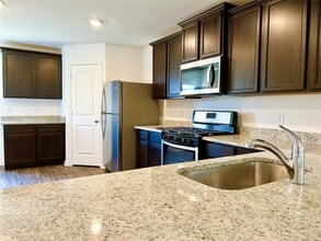 4027 Trail de Paris in New Braunfels, TX - Building Photo - Building Photo