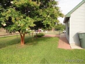 2122 Lazy Ridge Dr in Killeen, TX - Building Photo - Building Photo