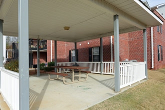 Carson Landing Apartments in Birmingham, AL - Building Photo - Building Photo