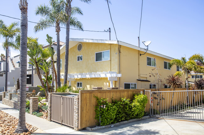 The Beach Palms Carlsbad in Carlsbad, CA - Building Photo - Building Photo