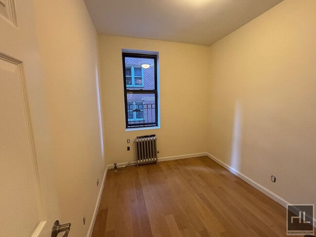 WEST 45 STREET in New York, NY - Building Photo - Building Photo