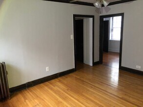 4027 W School St in Chicago, IL - Building Photo - Building Photo