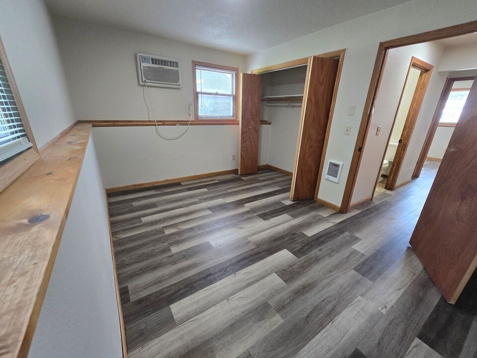 2098 Imperial Ln in Green Bay, WI - Building Photo