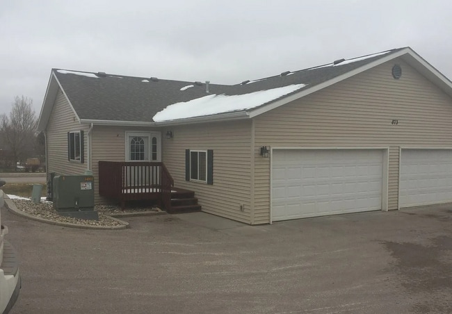 property at 873 E Minnesota St