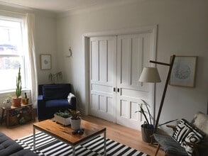 2 Devonport St in Hamilton, ON - Building Photo - Building Photo