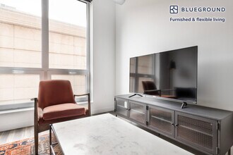 61 W Erie St, Unit FL2-ID1395 in Chicago, IL - Building Photo - Building Photo