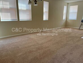 1005 Ashbridge Bay Dr in Pittsburg, CA - Building Photo - Building Photo