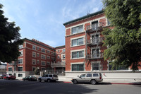 Coronado Place Apartments in Los Angeles, CA - Foto de edificio - Building Photo