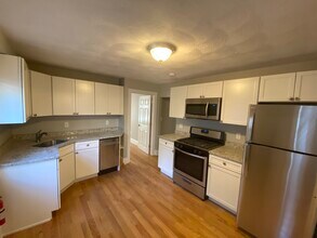 309 Highland Ave, Unit A in Somerville, MA - Building Photo - Building Photo